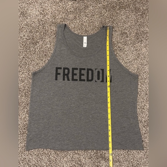 ALO Yoga Gray Freedom Tank Top - Picture 5 of 7